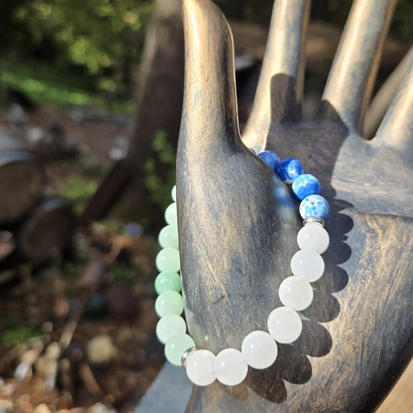 Blue Sodalite Jade & Moonstone stretch 8" bracelet NATURAL CRYSTAL GEMS - Picture 4 of 5